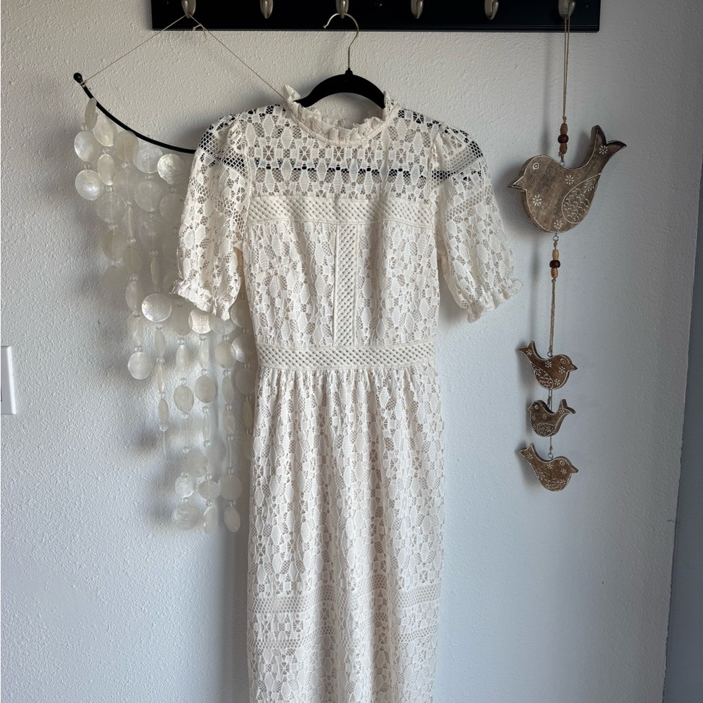 Monteau Cream  Lace Cutout Midi  Dress Size XS